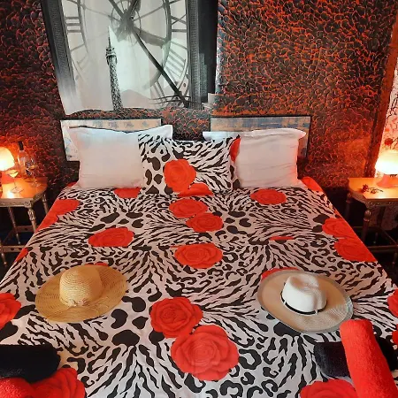 Maison d'hôtes For Couples&females